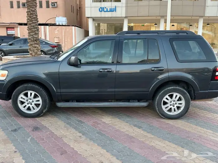 اكسبلور2010 1