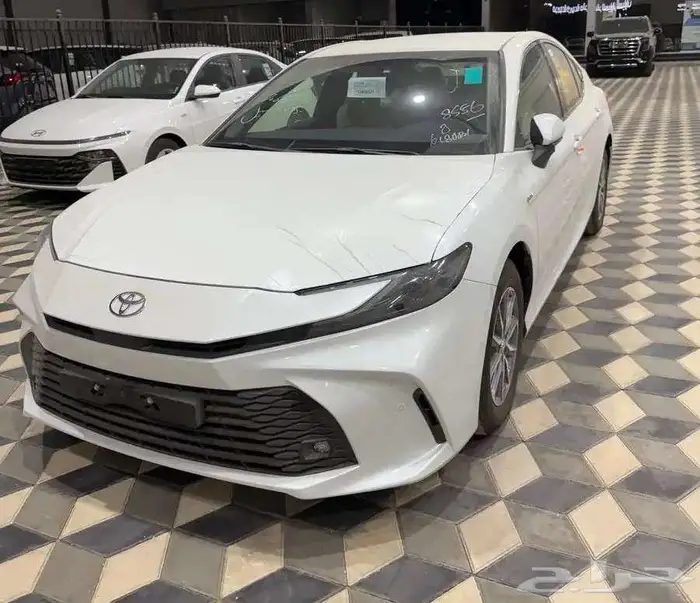 تويوتا كامري E هايبرد 2025 كاش واجار منتهي بتمليك 2