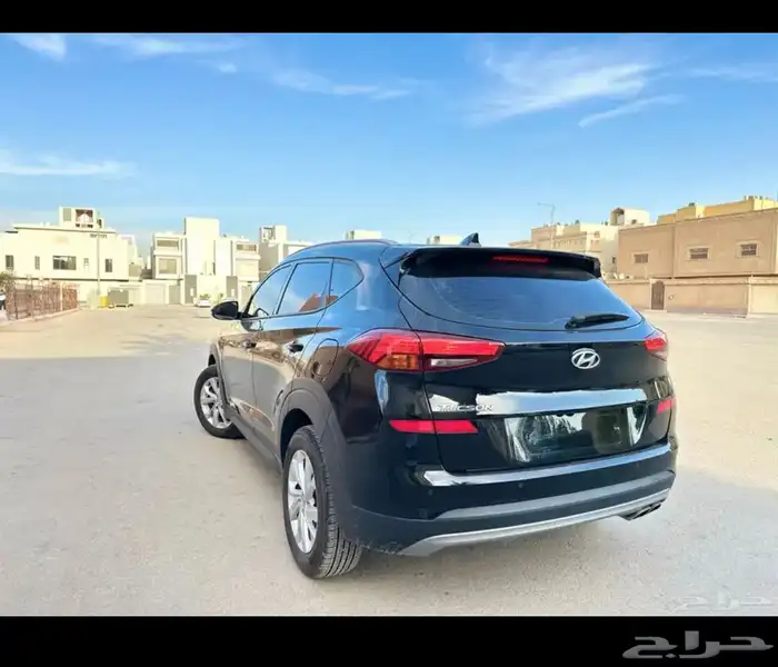 للبيع سياره توسان ديزل 6
