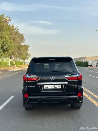لكزس LX570 2021 5
