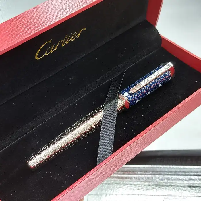 قل م كارتييه 19