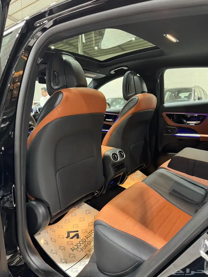 مرسيدس GLC200 AMG موديل 2025 فل كامل جديد . 12