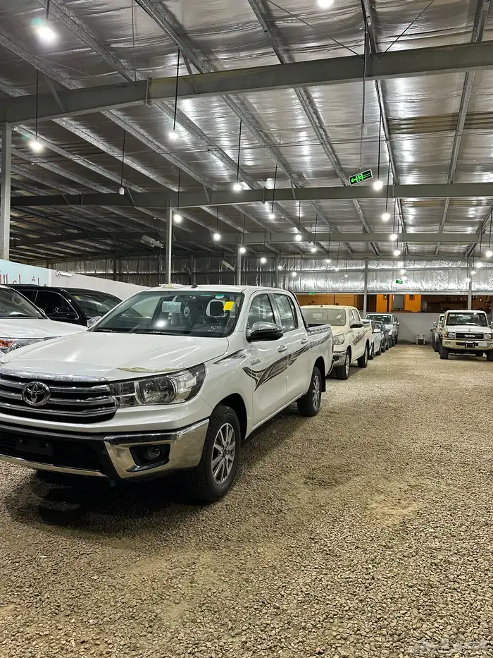 هايلوكس 2025 بنزين غمارتين اصفار كاش وبنك 9