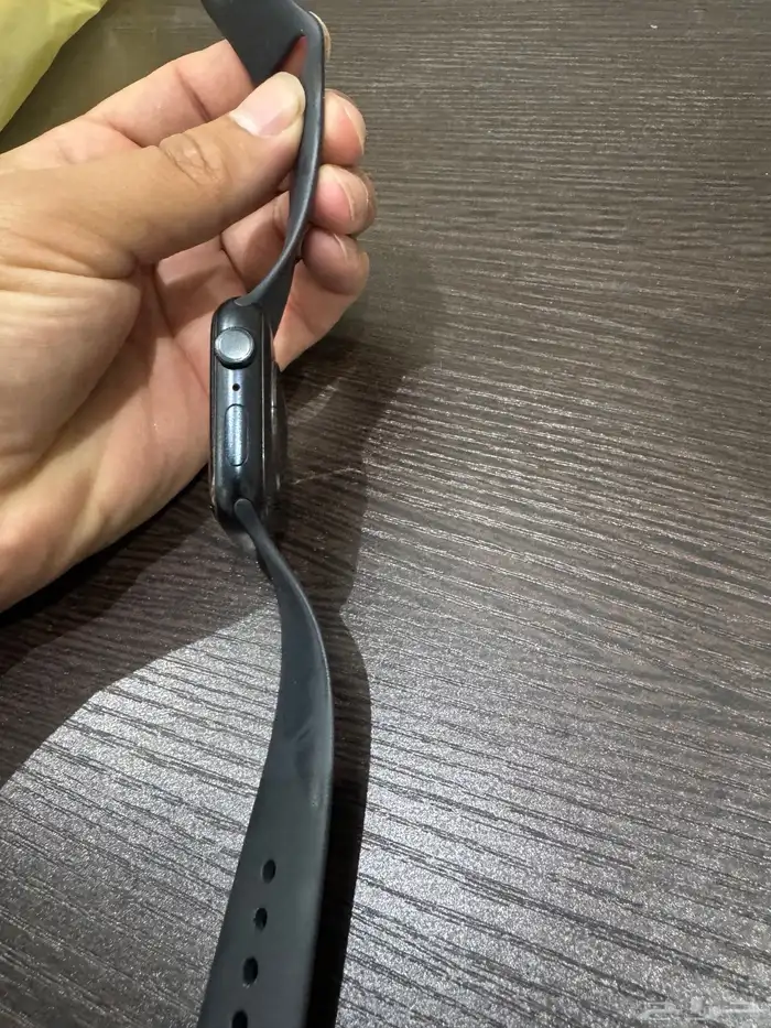 للبيع ساعه ابل 2