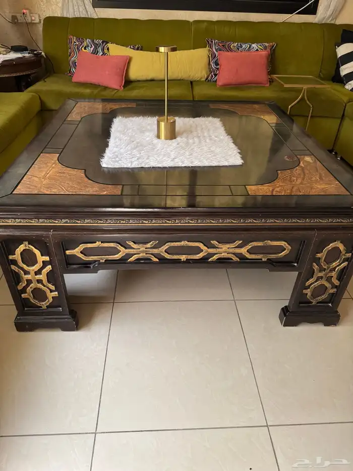 طاولات مستعمله 0