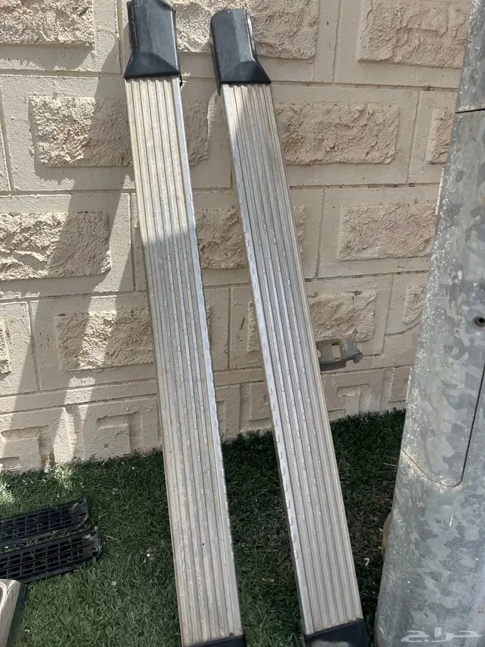 جرك ربع بقاعدته وطيات جانبيه اصلي وشبك 1