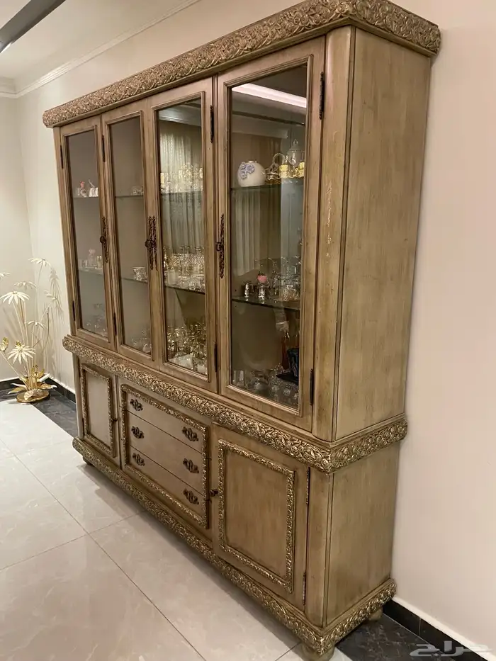 طاولة طعام فاخره مستخدمه - 20 كرسي 4