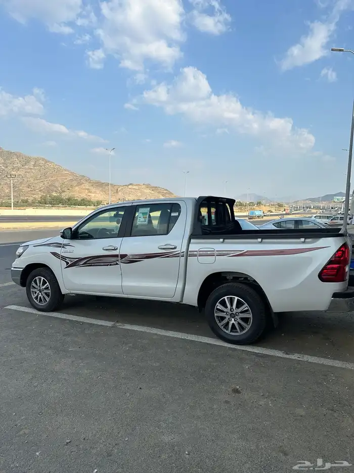 هايلوكس 2025 بنزين غمارتين اصفار كاش وبنك 7