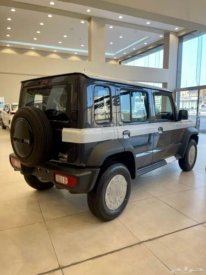 سوزوكي جيمني 2025 اوتوماتك دبل 4x4 8