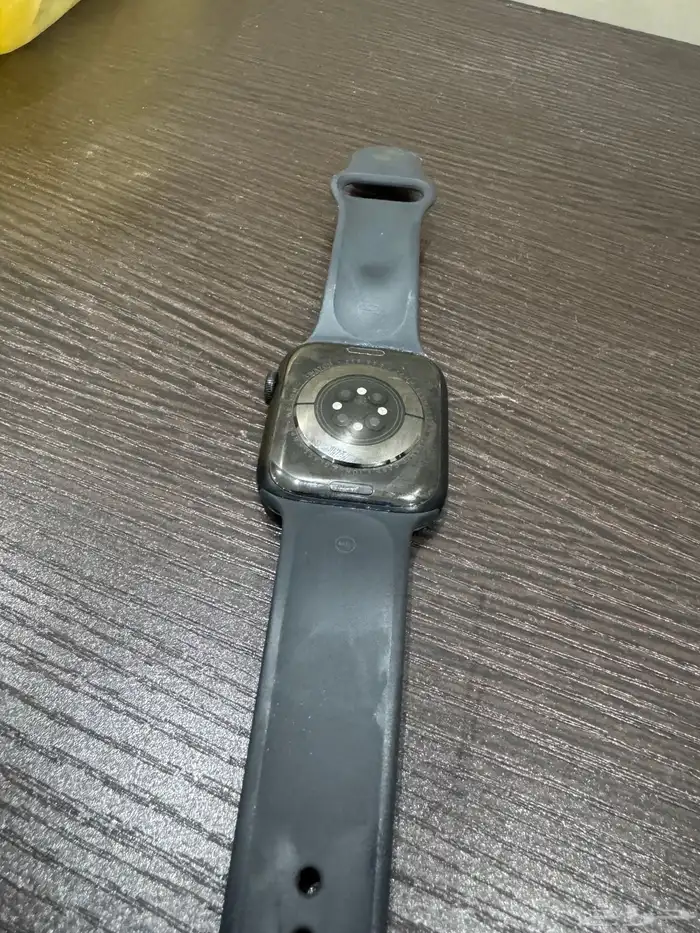للبيع ساعه ابل 0