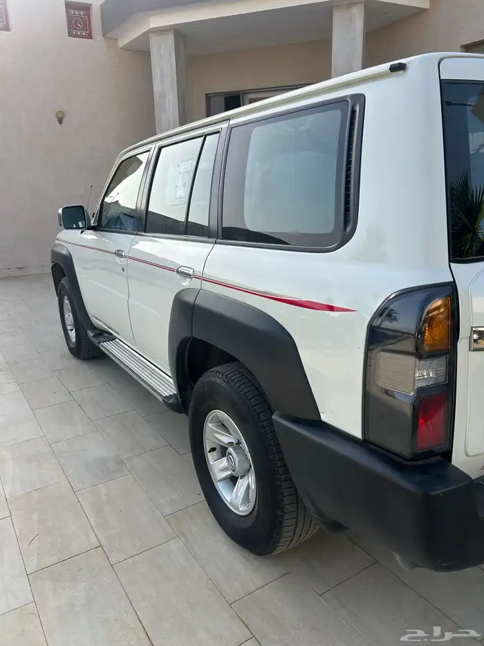 (تم البيع) فتك 2016 قير عادي دفلك(مخزن) 9