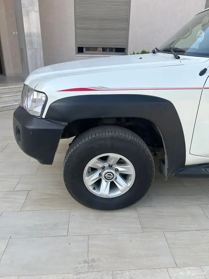 (تم البيع) فتك 2016 قير عادي دفلك(مخزن) 10