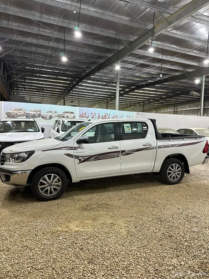 هايلوكس 2025 بنزين غمارتين اصفار كاش وبنك 13