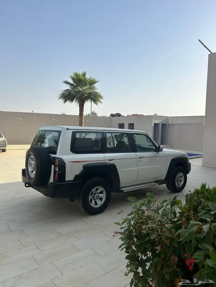 (تم البيع) فتك 2016 قير عادي دفلك(مخزن) 2