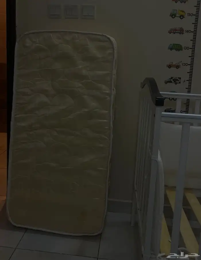 سرير اطفال 2