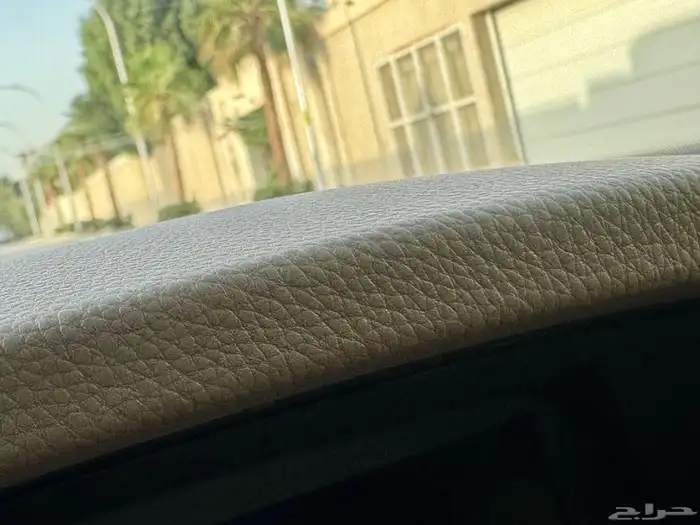 من التحف BMW 740LI مخزن 24
