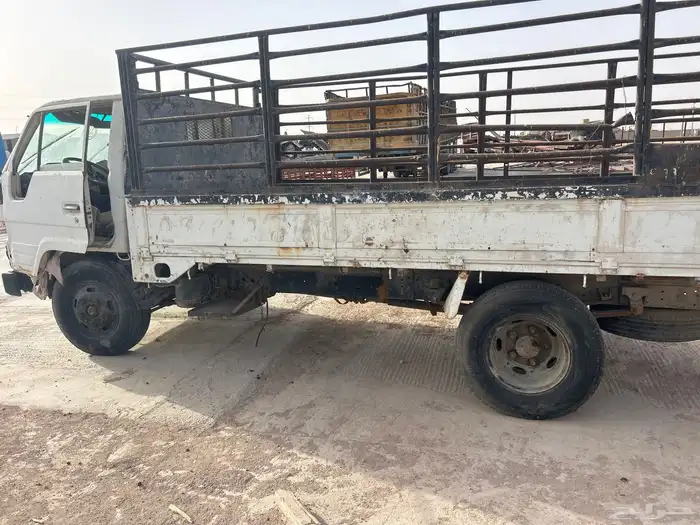 دنه تيوتا قطع غيار 3