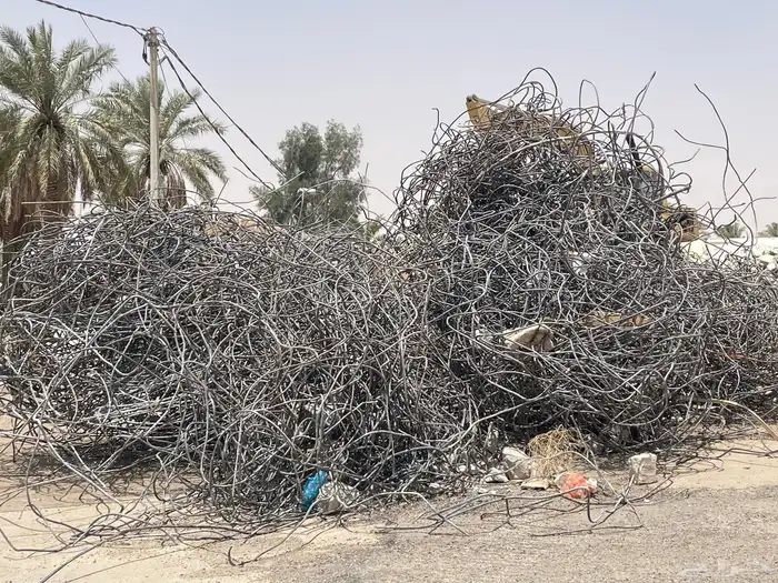 للبيع حديد صافي خرده تسليح نظيف وكميته كبيره 0