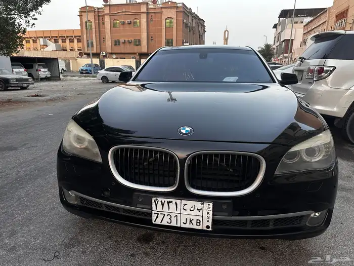 بي ام دبليو 2011 740Li الفئة السابعة 0