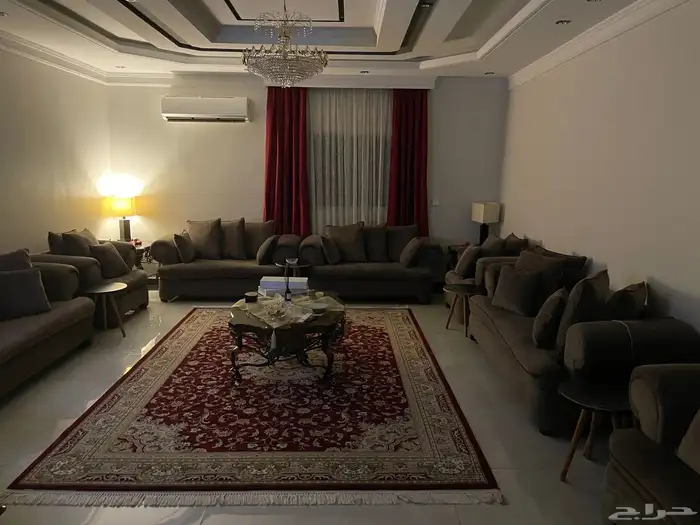 للبيع كنب جلسه و ضيافة فاخر 0