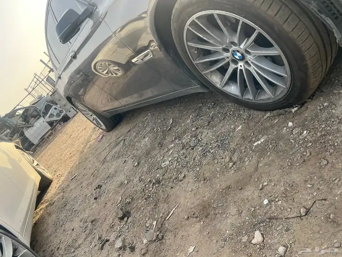 بي إم دبليو موديل 2013حجم 750 تشليح قطع غيار 0