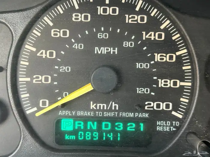 جي ام سي سوبربان 2001 سعودي 8100 مخزن نظيف جدا 25