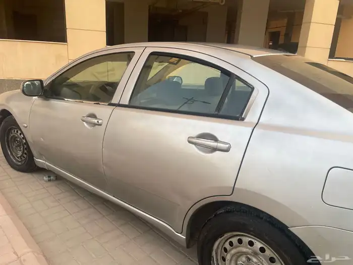 ميتسوبيشي جالانت أوتوماتيك موديل 2011 9