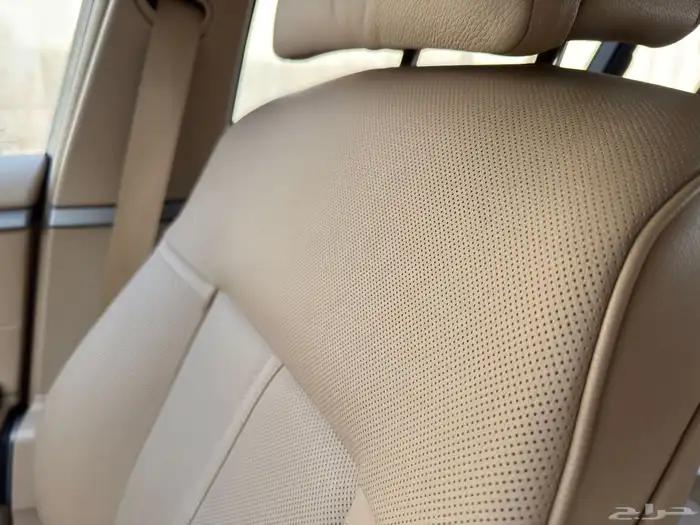 من التحف BMW 740LI مخزن 17