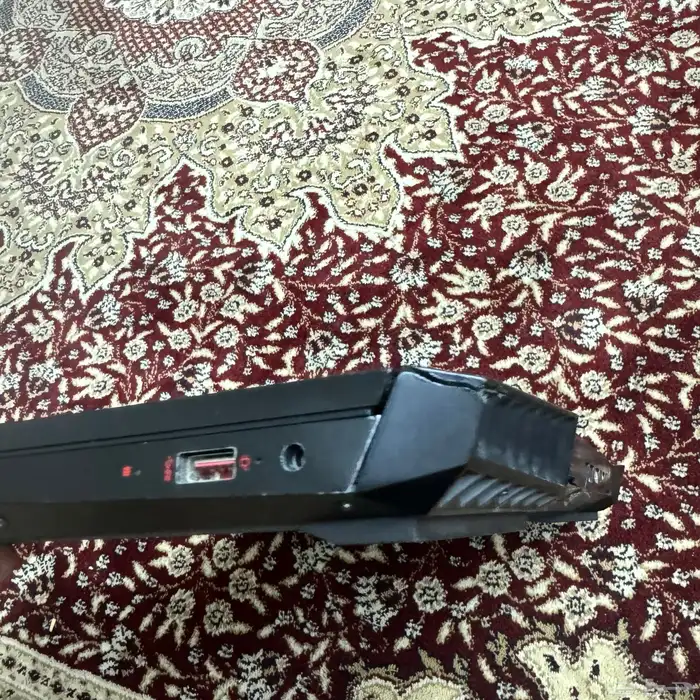 لابتوب قيمينق 4