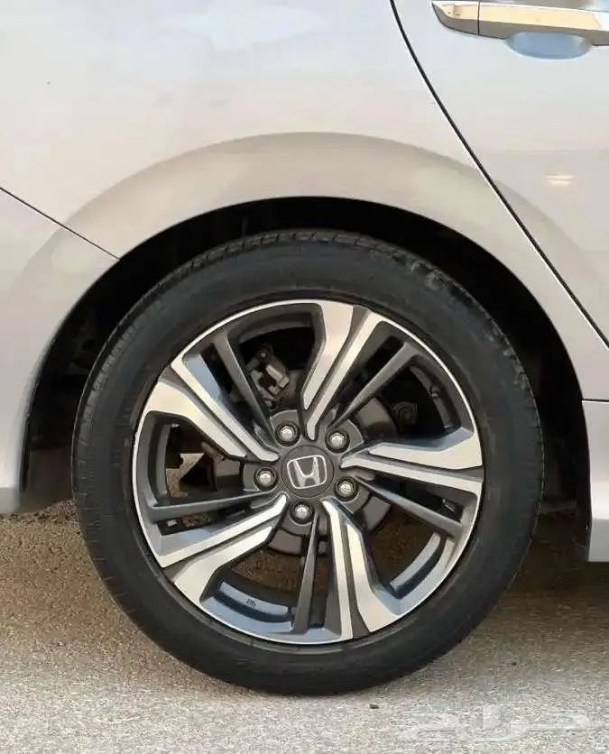 هوندا سيفيك 2019 LX 6