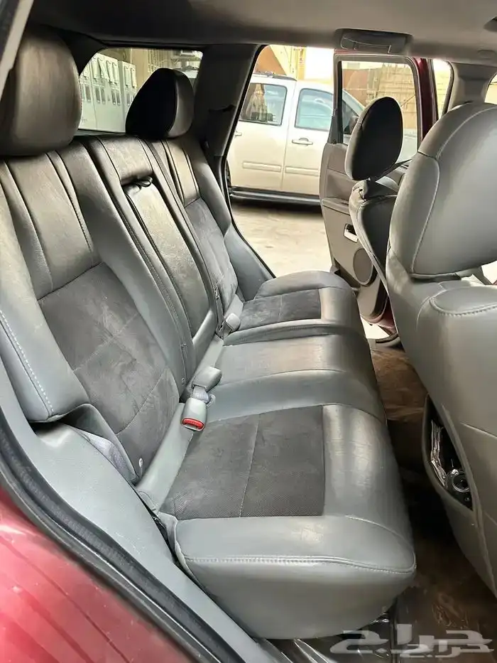 جيب شيروكي srt 9