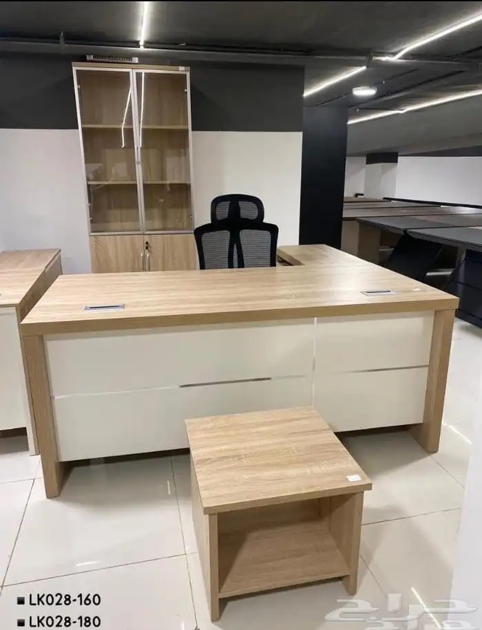 طاولة مكتبي متوفر في سعر جمله كل مقاس موجود متوفر توصيل. 16