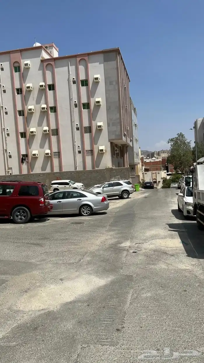 أرض زاوية سكنية 2