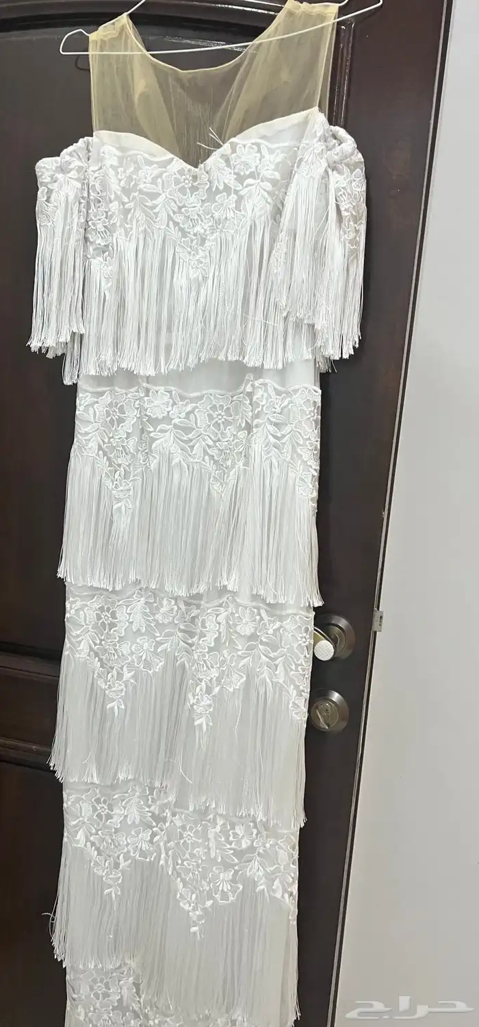 فستان نسائي نظيف 1