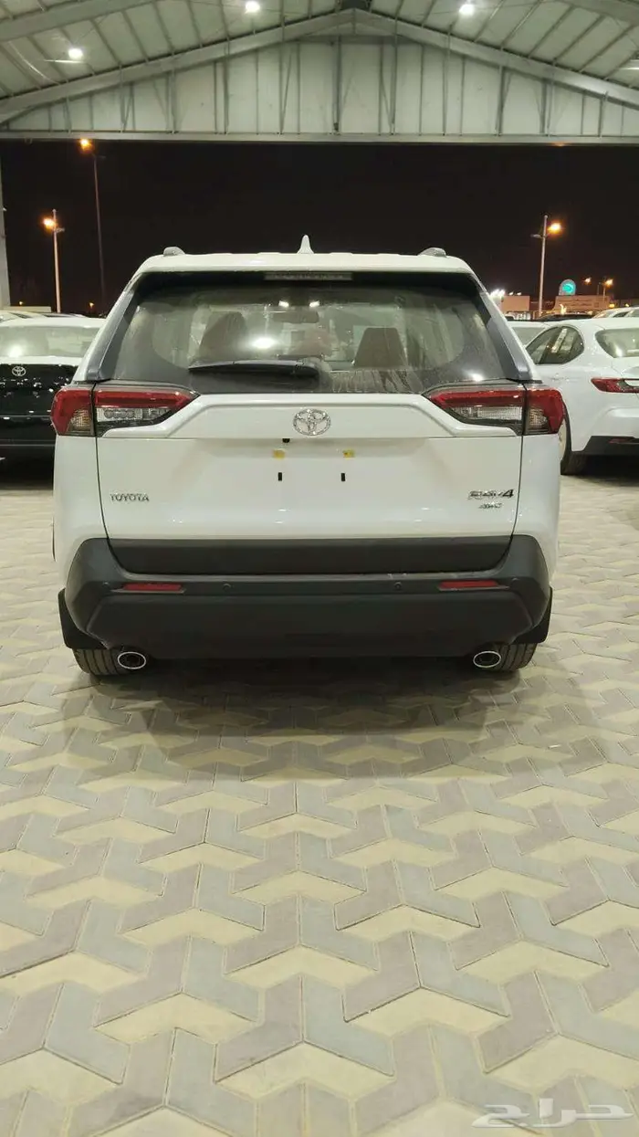 راف فور اكس ال اي بنزين 2025 5