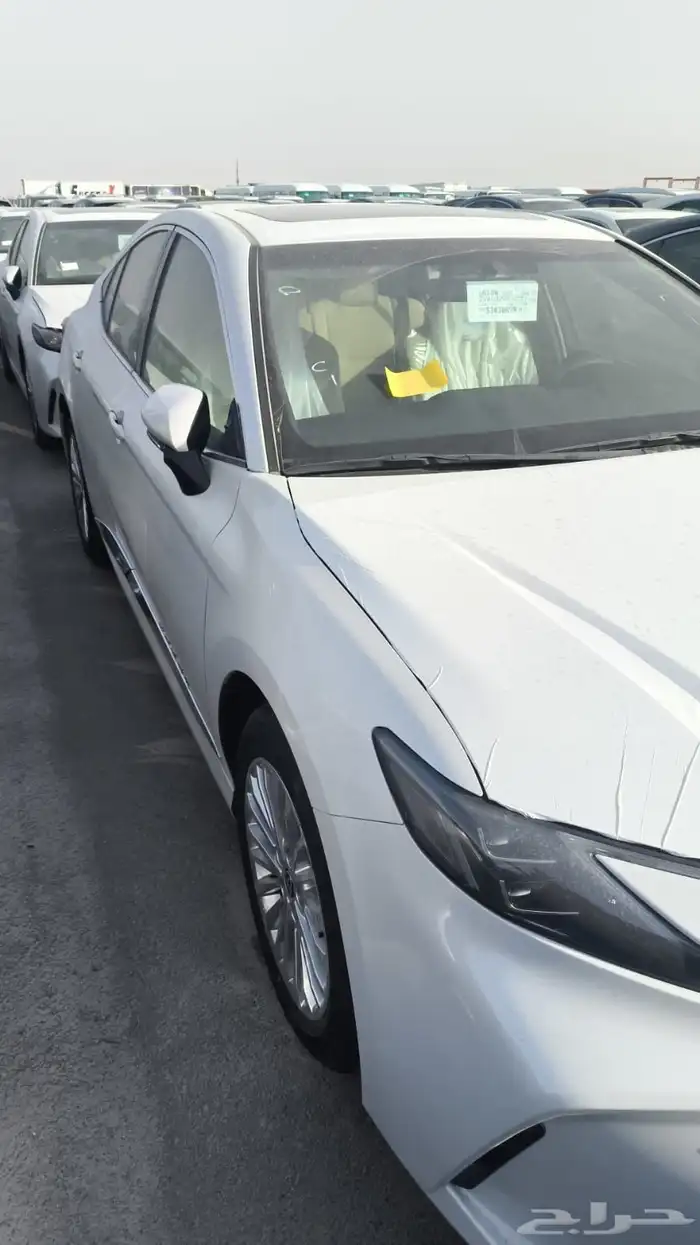 تويوتا كامري Le بنزين نص فل موديل 2025 كاش او تقسيط 1