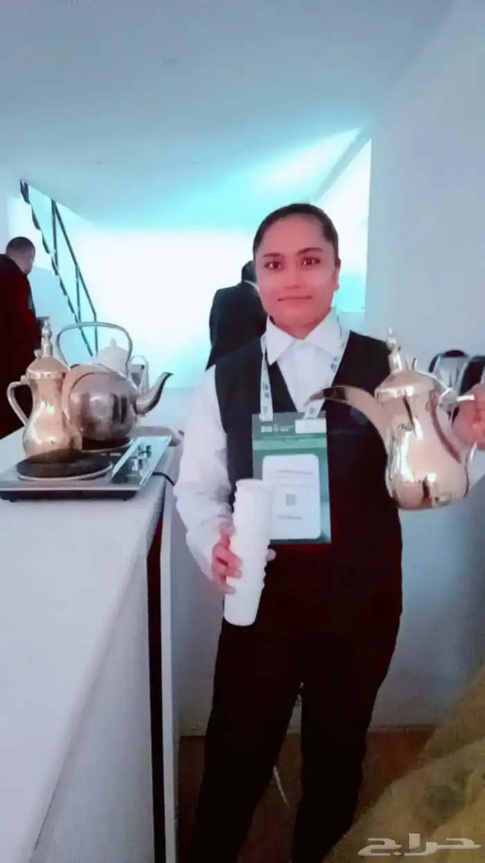 يوجد لدينا تأجير وتنسيق الحفلات وقهوجيات وقهوجيين حي رمال 20