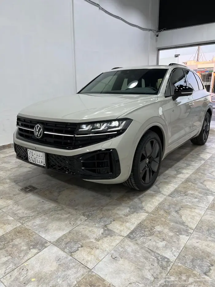 حمايه PPF و عازل حراري و تلميع 17