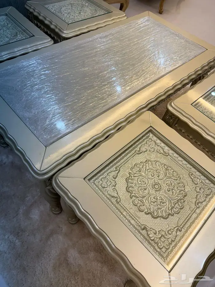 طاولات ضيافة 0
