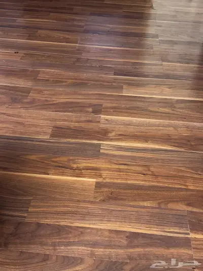 للبيع باركيه مستعمل 1