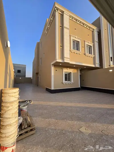 شقق ارضيه فاخرة للبيع 2