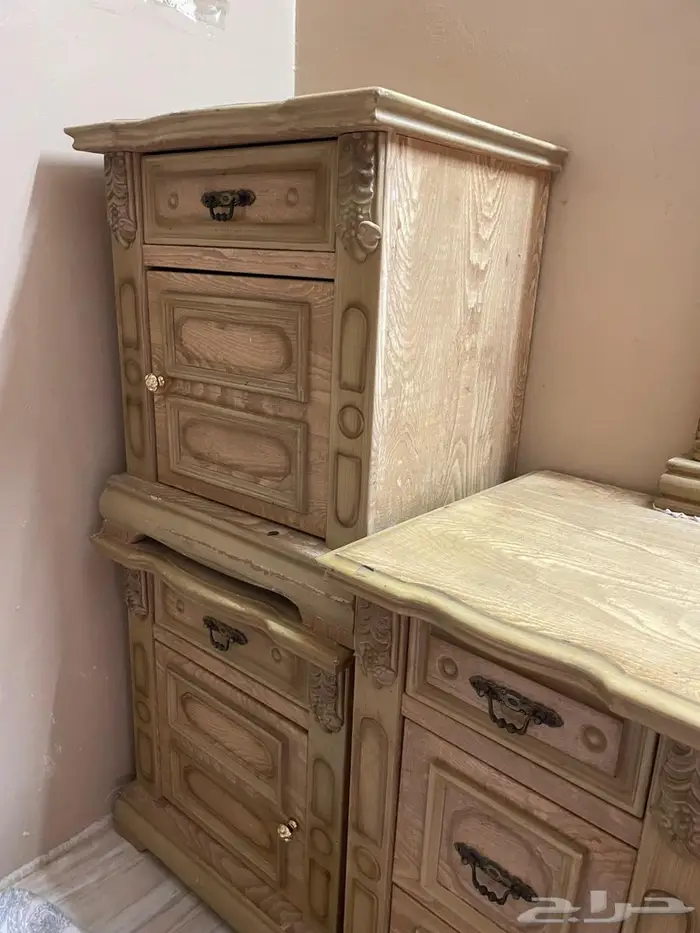 خزانة وتسريحة ببلاش 2