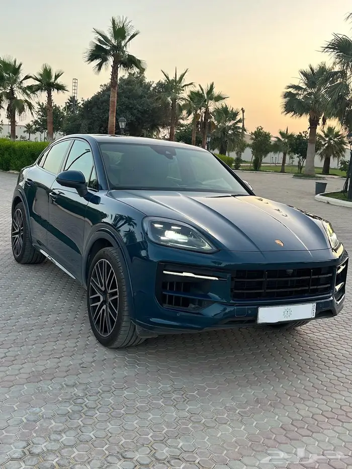 للبيع جيب بورش شبه جديد 2024 12