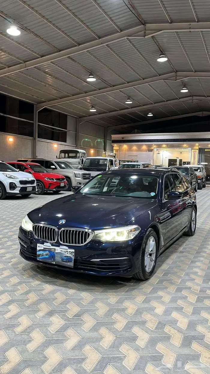 بي ام دبليو 520I الفئة الخامسة سعودي موديل 2019 0