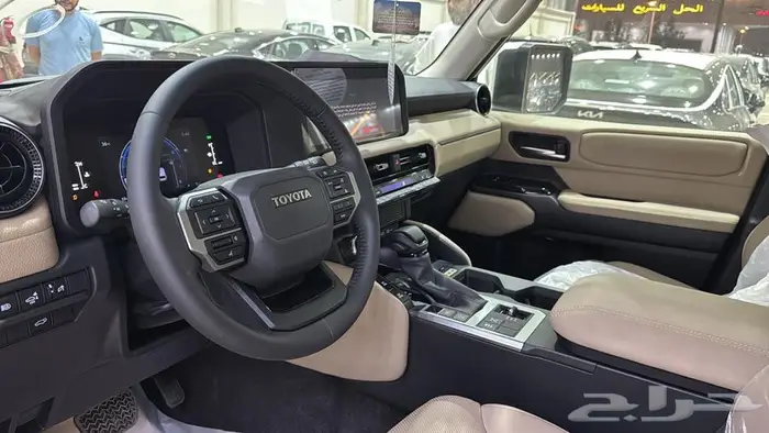 تويوتا برادو TXL3 بنزين 2025 نظام 50 50 11