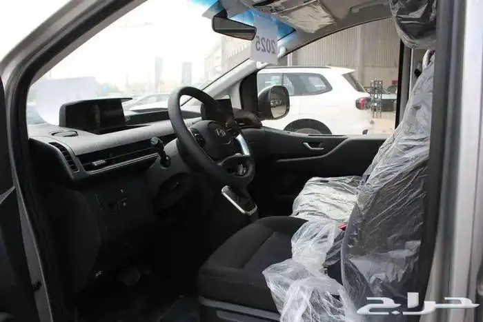 هيونداى ستاريا 9 مقاعد ديزل أوتوماتيك 2.2 2025 10