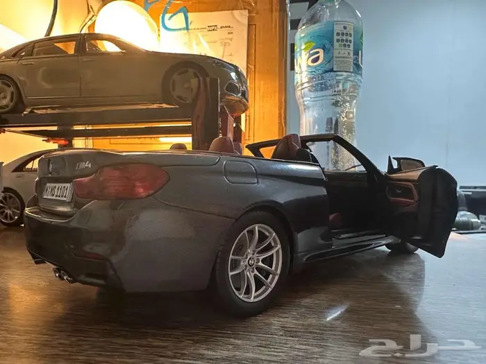 BMW M4 CABRIOLET مجسم سيارة بي ام دبليو 8
