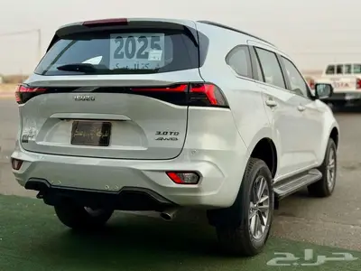 ايسوزو جيب ام يو اكس دبل 2025 الشكل الجديد 17