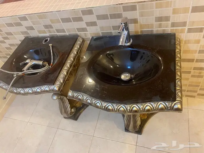 مغسلتين نظيفة. قابل للتفاوض 0