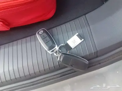 نيسان اكس تريل رصاصي 7 راكب 2500cc دبل 2025 17